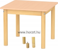 Óvodai négyzet asztal<br>60x60x58 cm, lekerekített sarkokkal, élekkel - juhar