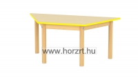 Bölcsődei trapéz asztal, állítható mag, 118x60x40-46 cm, juhar asztallap-sárga élzárással